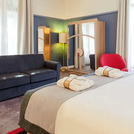Mercure Centre Chateau Perrache 4*