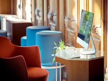 Mercure Centre Chateau Perrache 4*