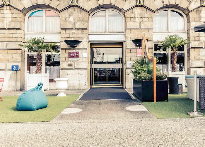 Hotel Mercure Centre Chateau Perrache 4*