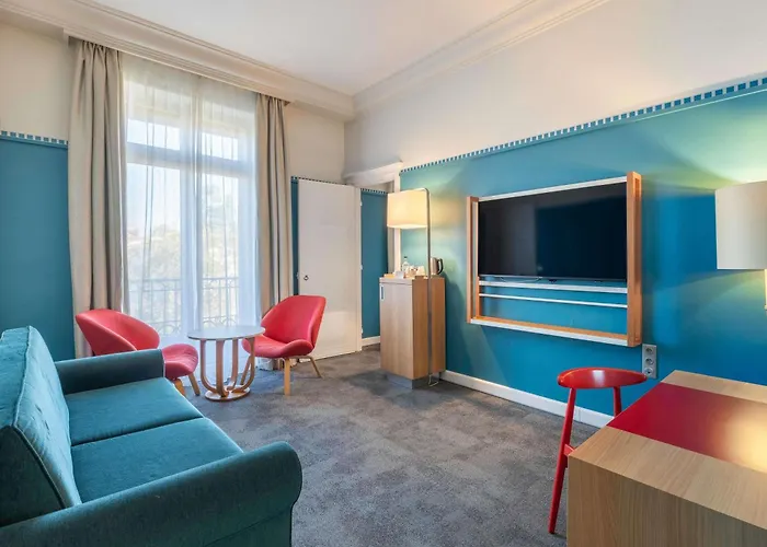 Mercure Centre Chateau Perrache Hotel 4*