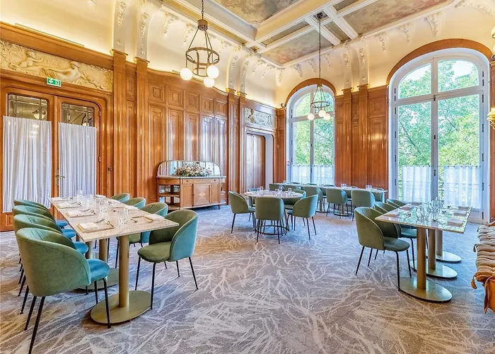 Mercure Centre Chateau Perrache Hotel 4*