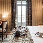 Mercure Centre Château Perrache 4*