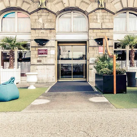 Hotel Mercure Centre Château Perrache 4*