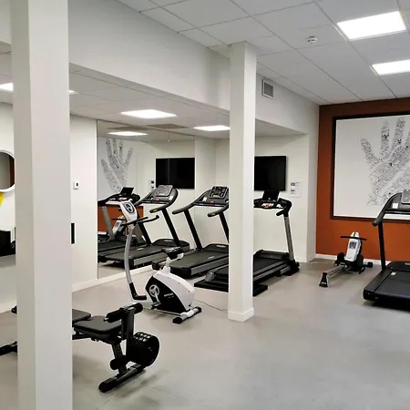 Hotel Mercure Centre Château Perrache 4*