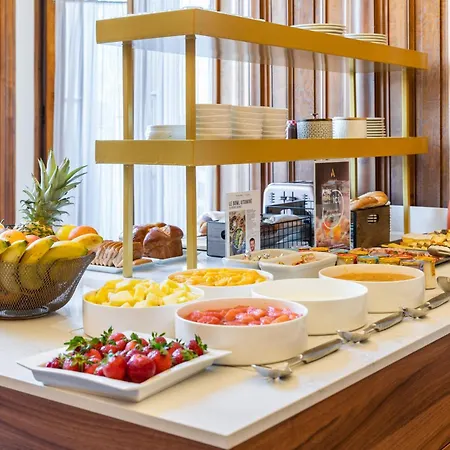 Hotel Mercure Centre Chateau Perrache 4*