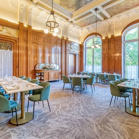 Mercure Centre Chateau Perrache Hotel 4*