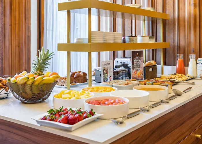 Hotel Mercure Centre Château Perrache 4*